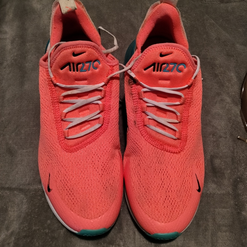 Women Nike shoes